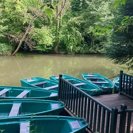 Daire Jacuzzi Avec Vue Sur La Riviere L'yerres Yerres