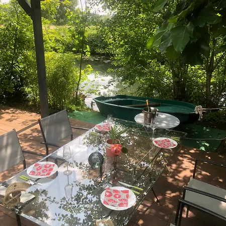 Jacuzzi Avec Vue Sur La Riviere L'yerres Daire Yerres